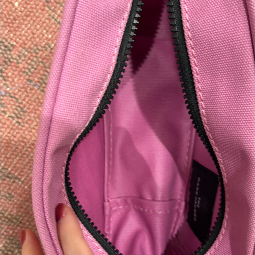 Marc Jacobs Vibrant Pink Camera Bag - Picture 5 of 5